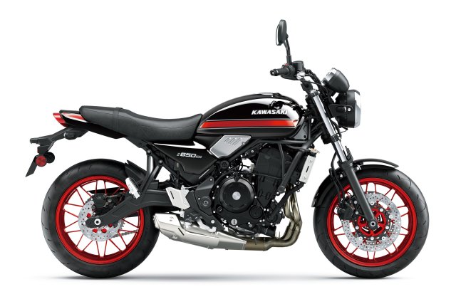 27_ER650R_44T_BK1_DA_RS_K.jpg