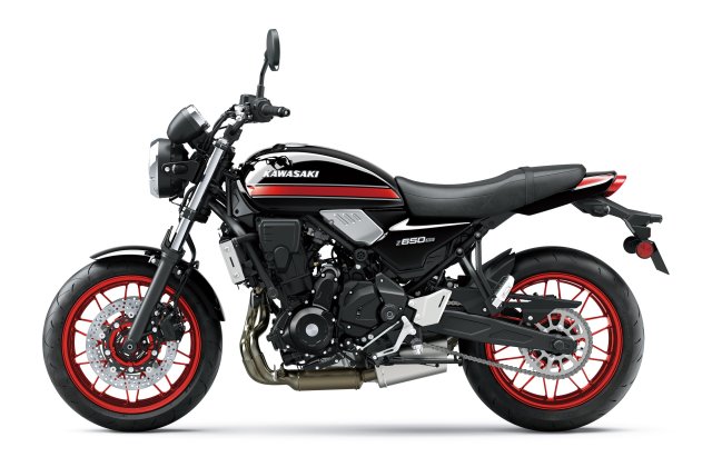 27_ER650R_44T_BK1_DA_LS_K.jpg